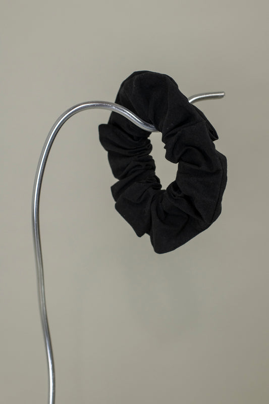 dahlia scrunchie
