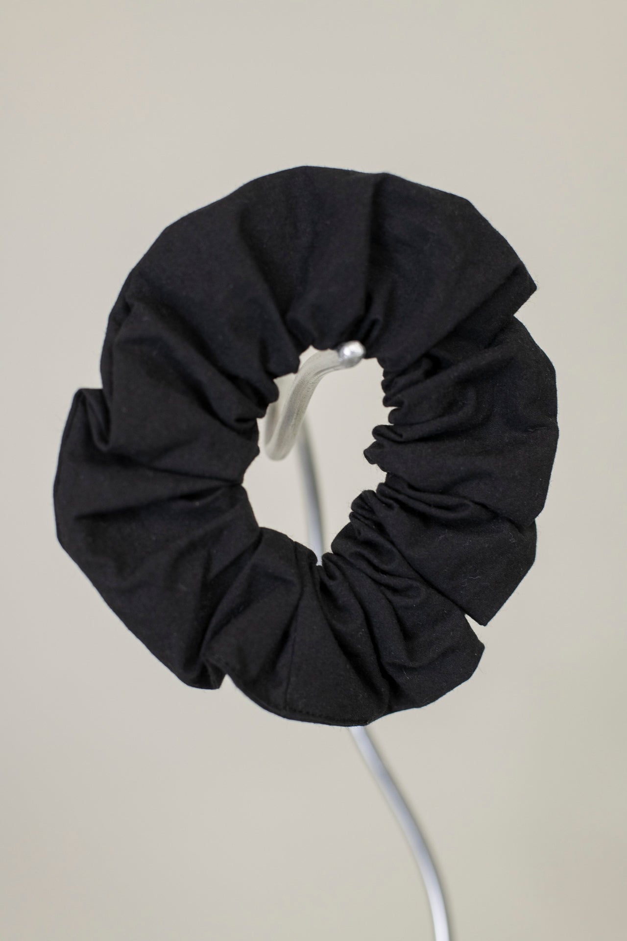 dahlia scrunchie