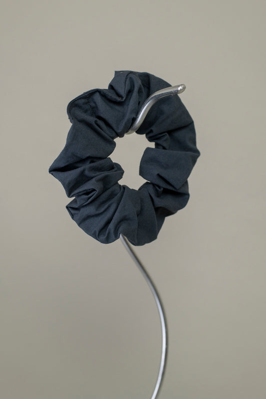 dahlia scrunchie