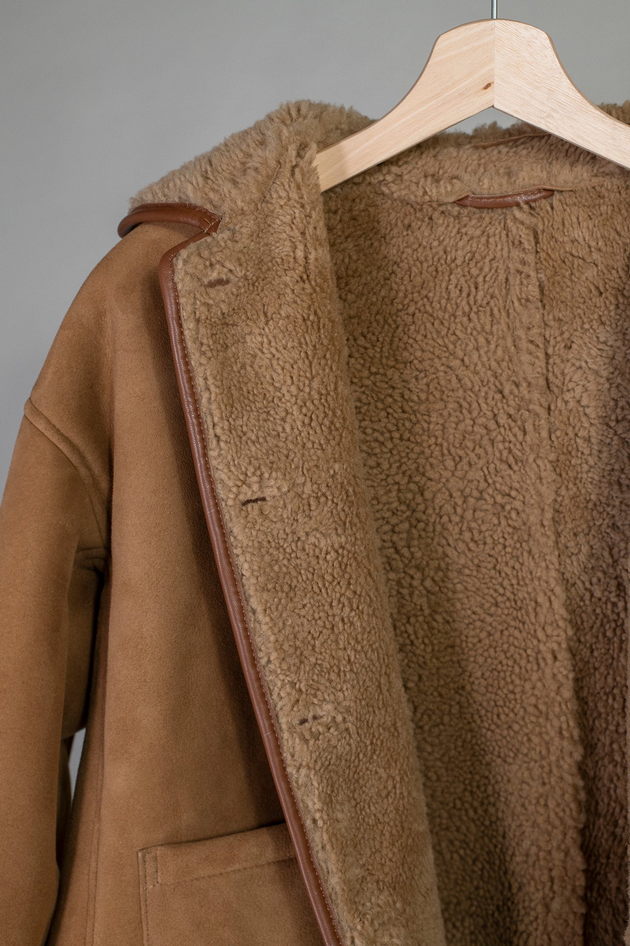 Suede Back Curly Hair Avis Jacket