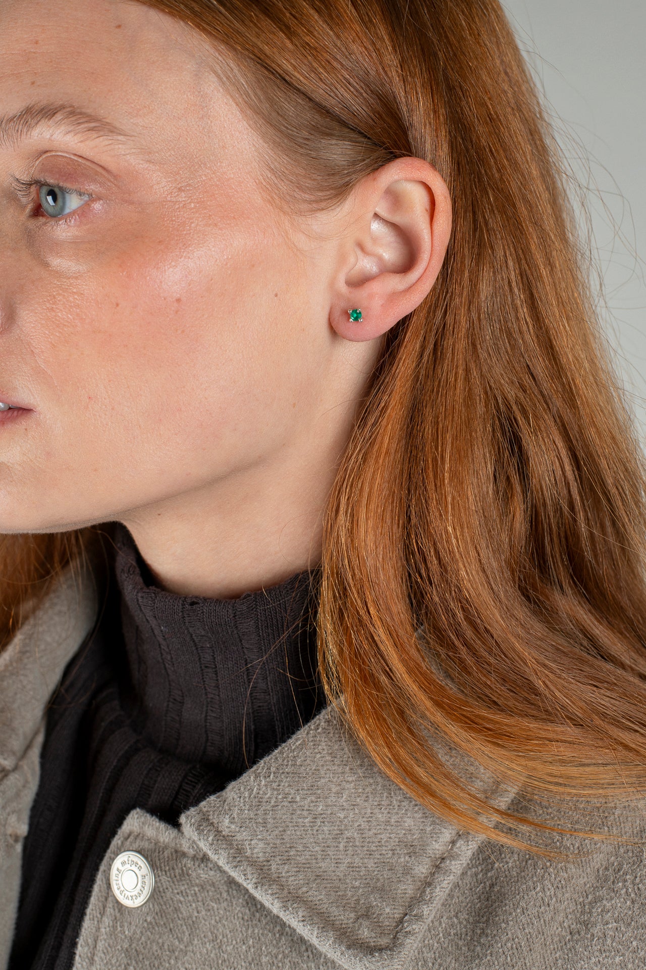 Cut Emerald Stud - Earring