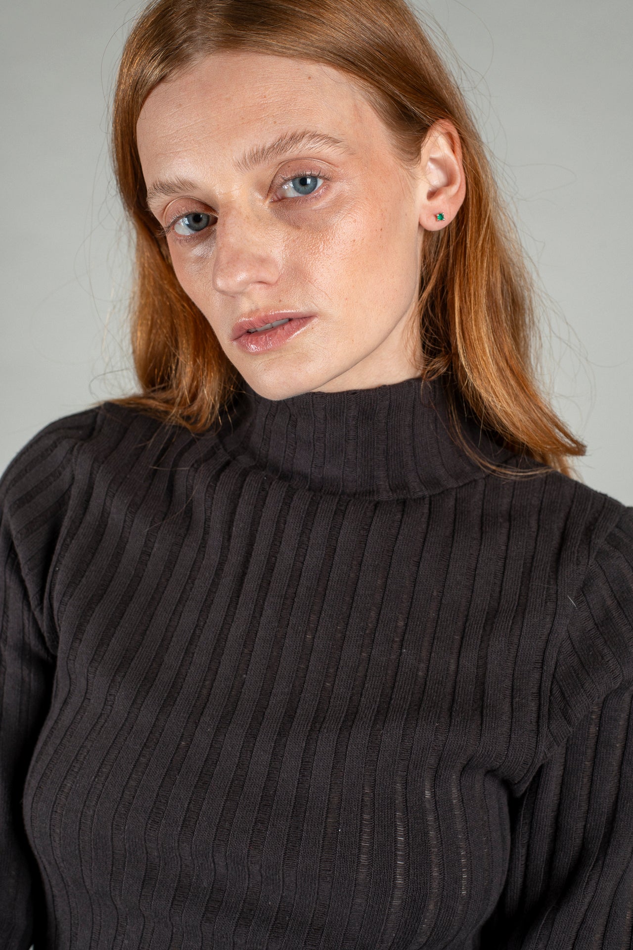 Cut Emerald Stud - Earring