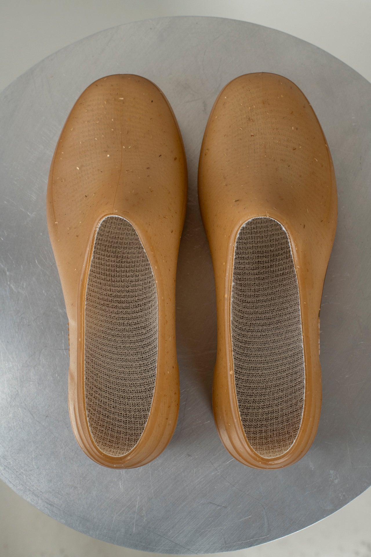Gardana Clog- Hemp – grays