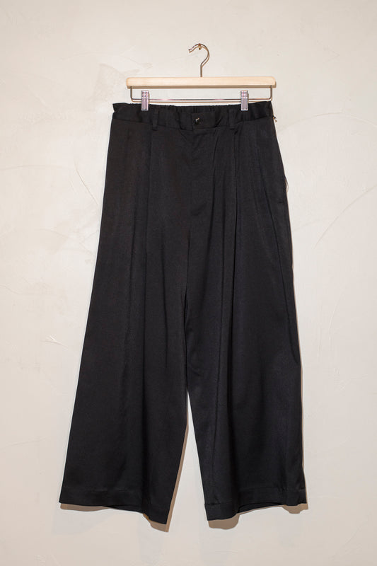 suit baggy trousers