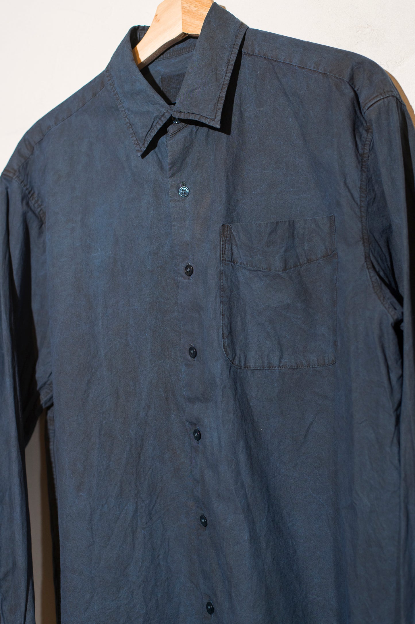 regular collar shirt