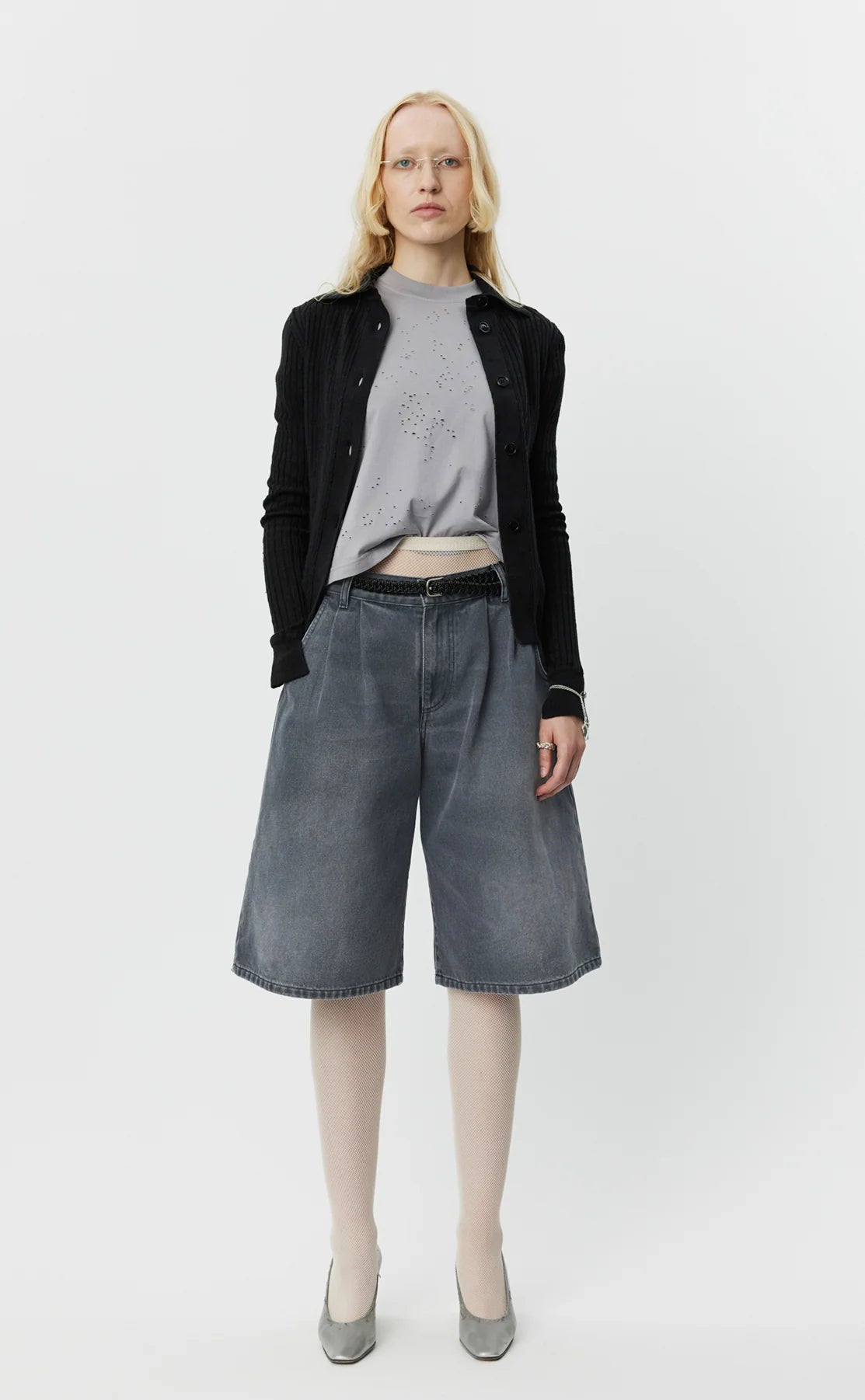 flower rivet shorts