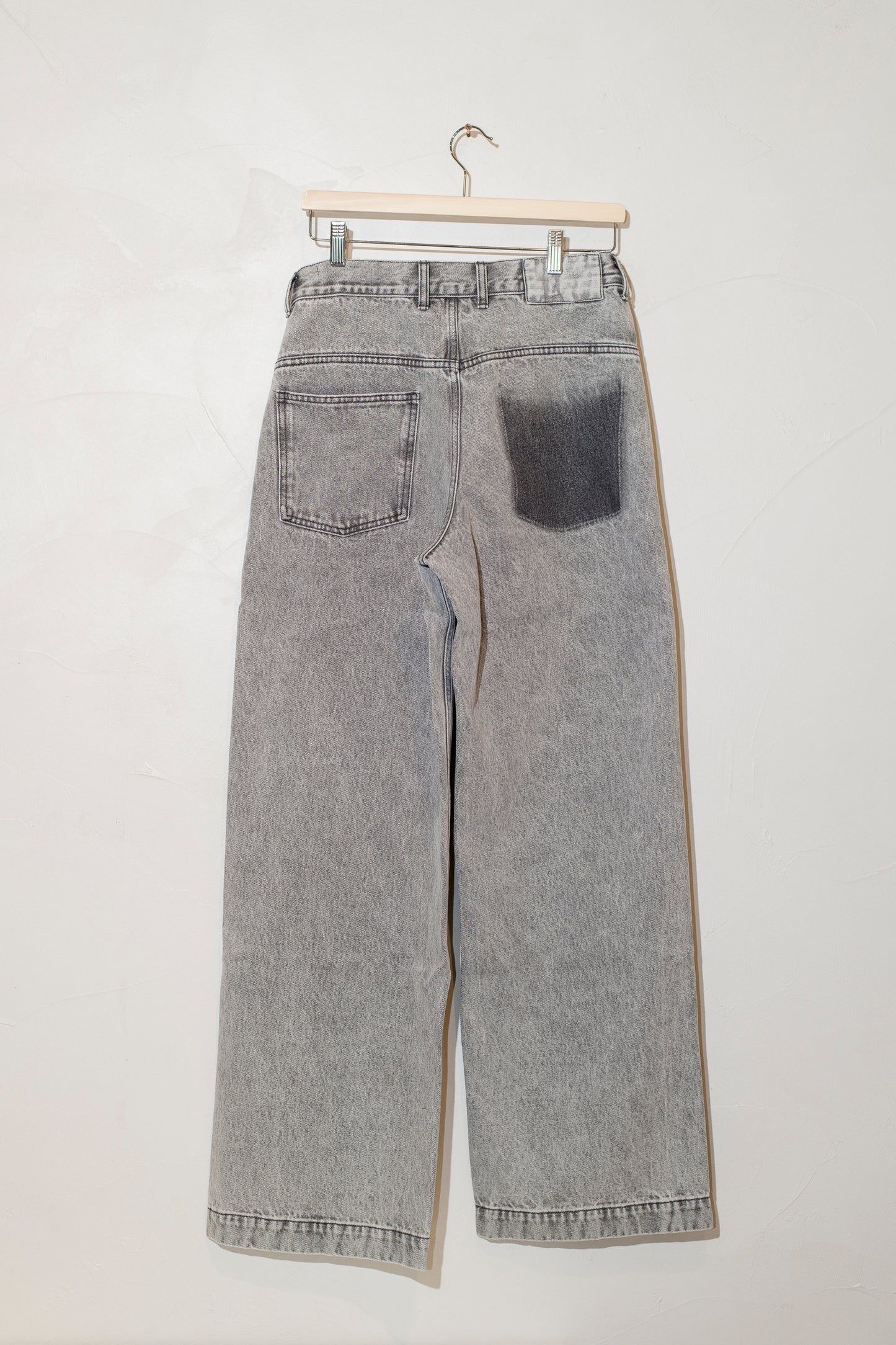 Womens Straight Cut Jeans