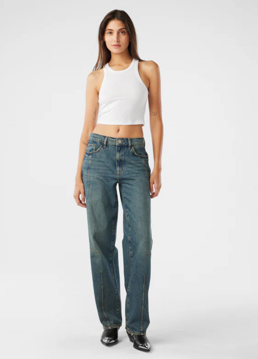 Goldie Mid-rise Darted Straight Leg