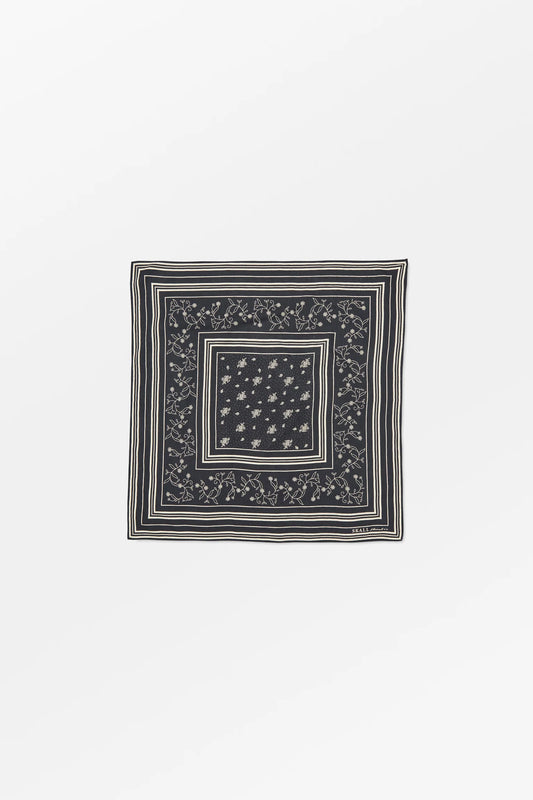 classic scarf
